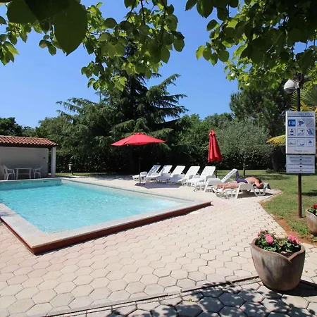 Homes In Porec/istrien 10143